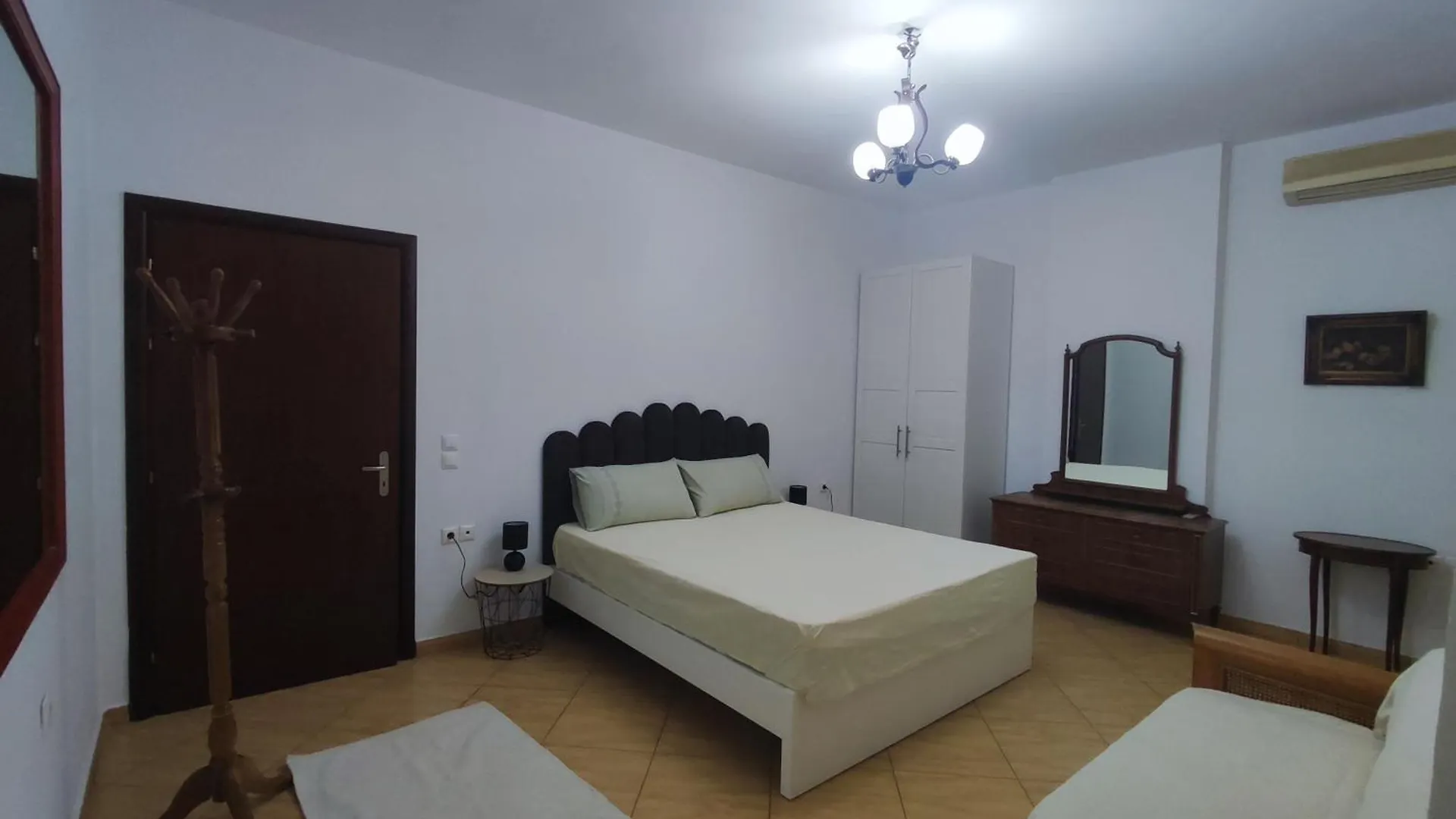 Villa Ilirian Lac Αλβανία